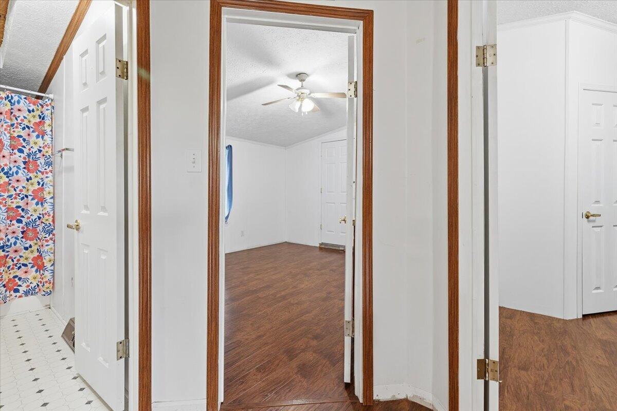 5308 Thornspring Road Pulaski, VA 24301 - Photo 24 of 85 (24) 5308_Thornspring_Rd_Pulask_VA