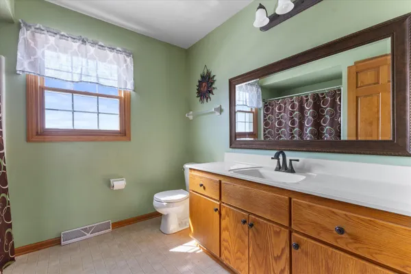 $675,000 | S96W12833 Walter Hagen Drive, Muskego, WI 53150