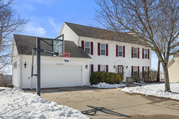 $675,000 | S96W12833 Walter Hagen Drive, Muskego, WI 53150