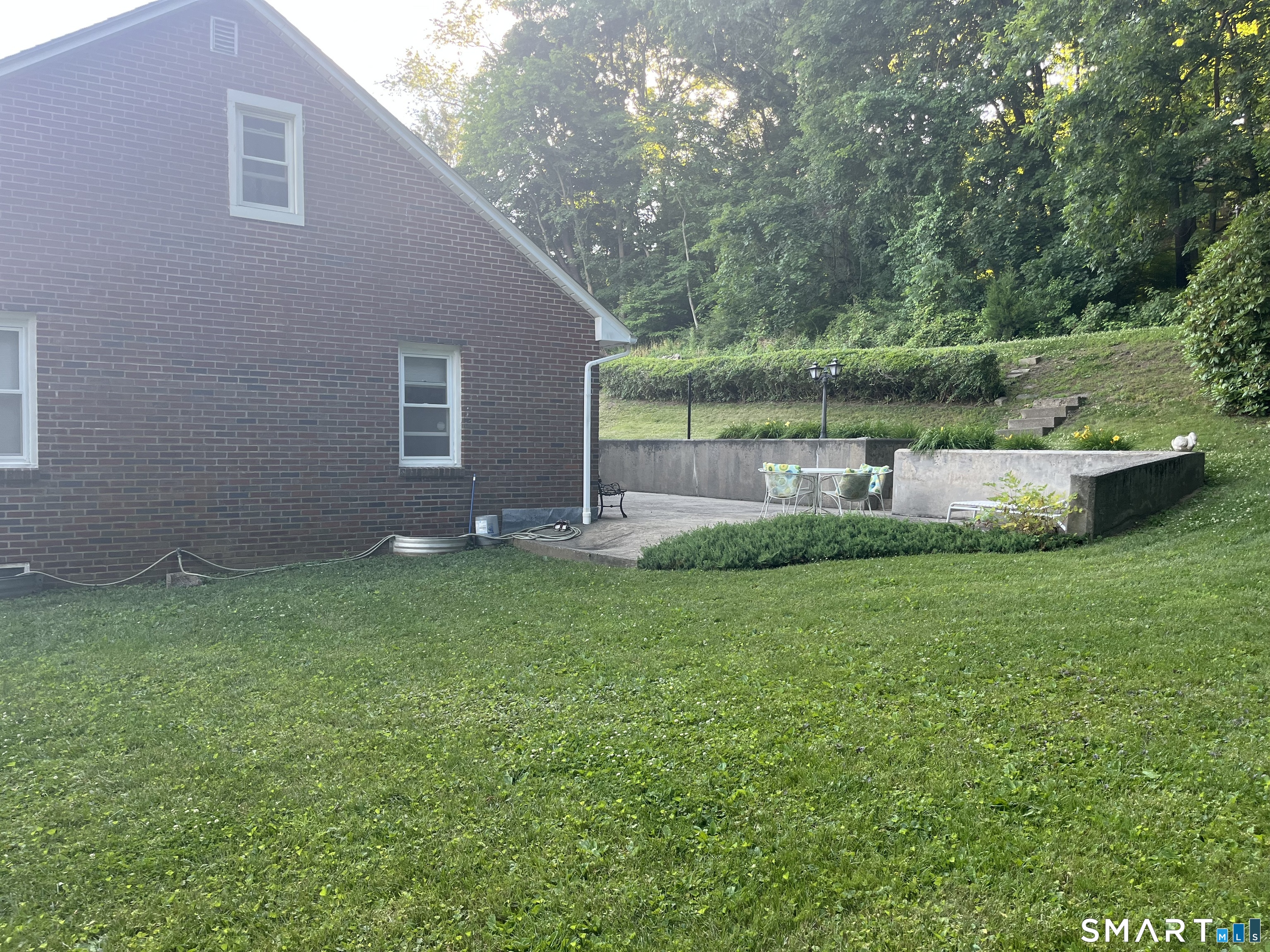 32 Homestead Avenue Derby, CT 06418 - Photo 4 of 28