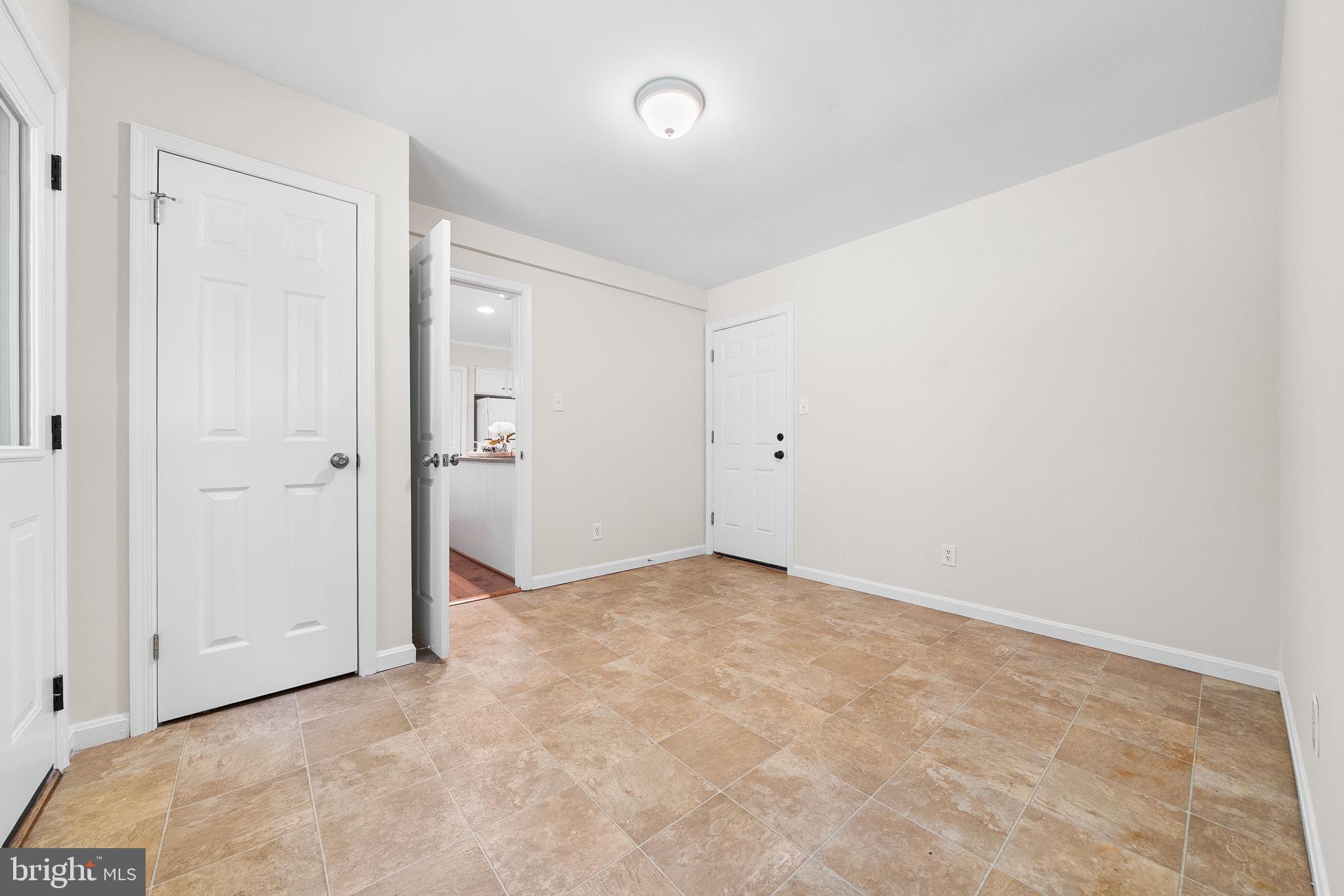 6903 Rochambeau Place Springfield, VA 22153 - Photo 21 of 64 Or Office - You Choose!