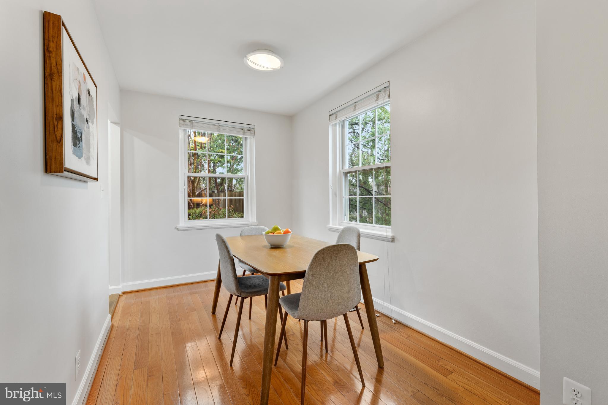 4628 31st Road South Arlington, VA 22206 - Photo 6 of 55 Separate dining area