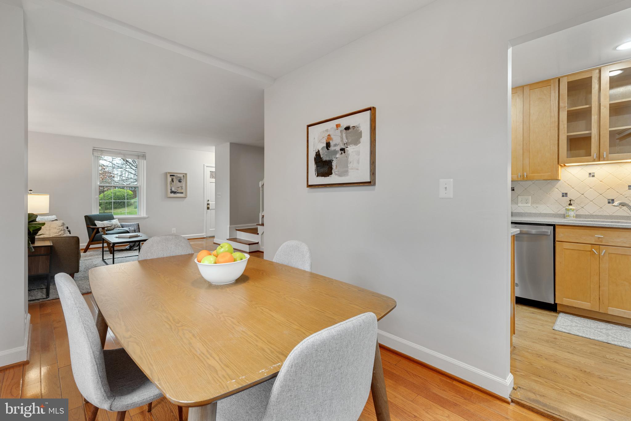 4628 31st Road South Arlington, VA 22206 - Photo 8 of 55 Great space for entertaining!