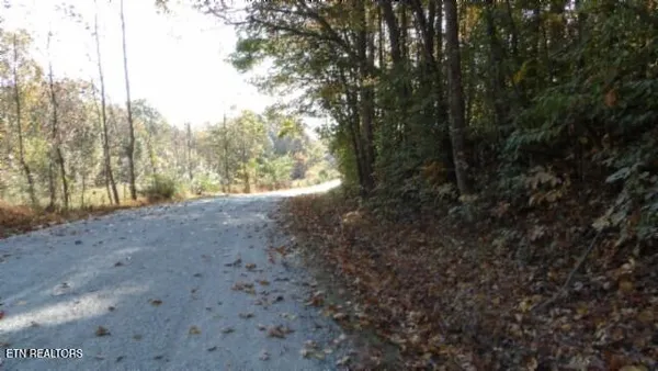 $79,900 | 8.60-ac 8.60-ac Moss Arcot Road, Celina, TN 38551