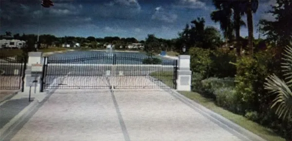 $199,900 | 605 Southwest 42nd Cove, Okeechobee, FL 34974