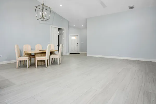 $4,400 | 801 Sabal Palm Lane, Palm Beach Gardens, FL 33418