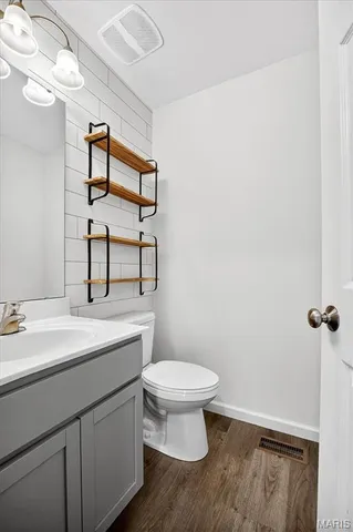 $380,000 | 345 Tiber Place, St. Charles, MO 63301