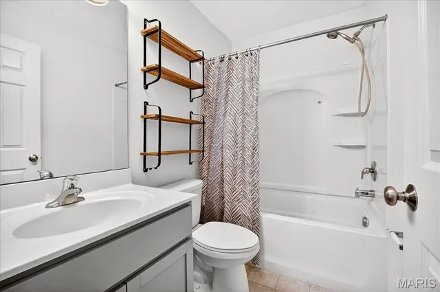 $380,000 | 345 Tiber Place, St. Charles, MO 63301