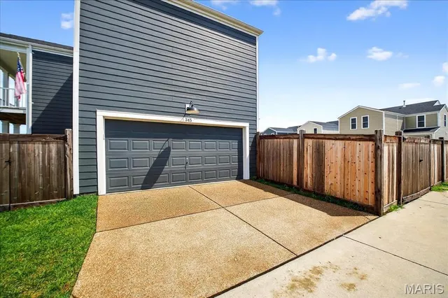 $380,000 | 345 Tiber Place, St. Charles, MO 63301
