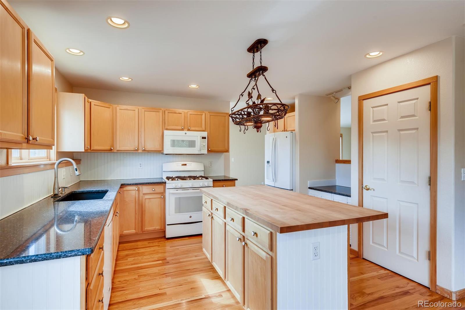 96 Chickadee Lane Bailey, CO 80421 - Photo 10 of 40 Gallery Image 10