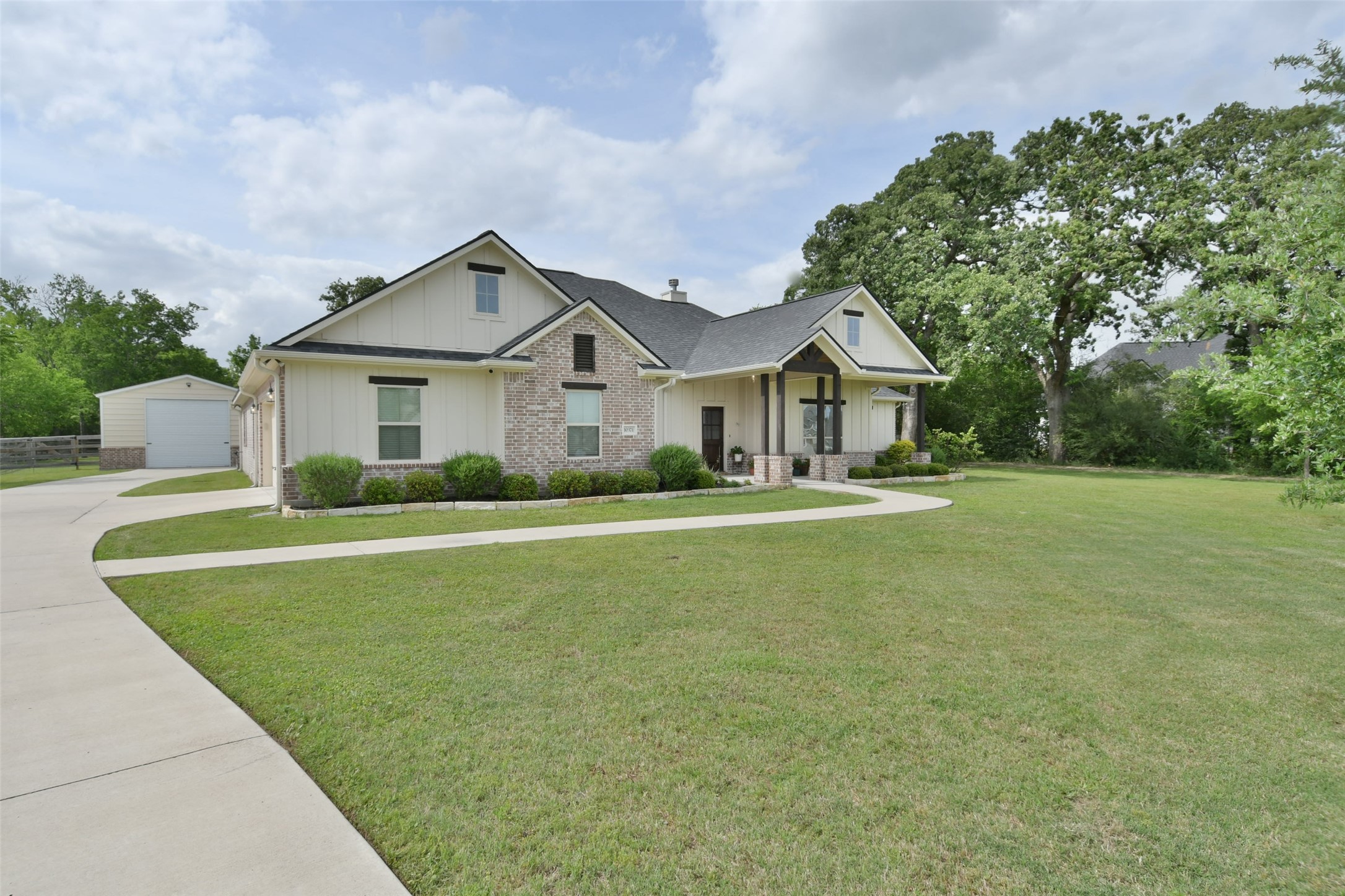 10371 Whiskey River Road Bryan, TX 77808 - Photo 2 of 22