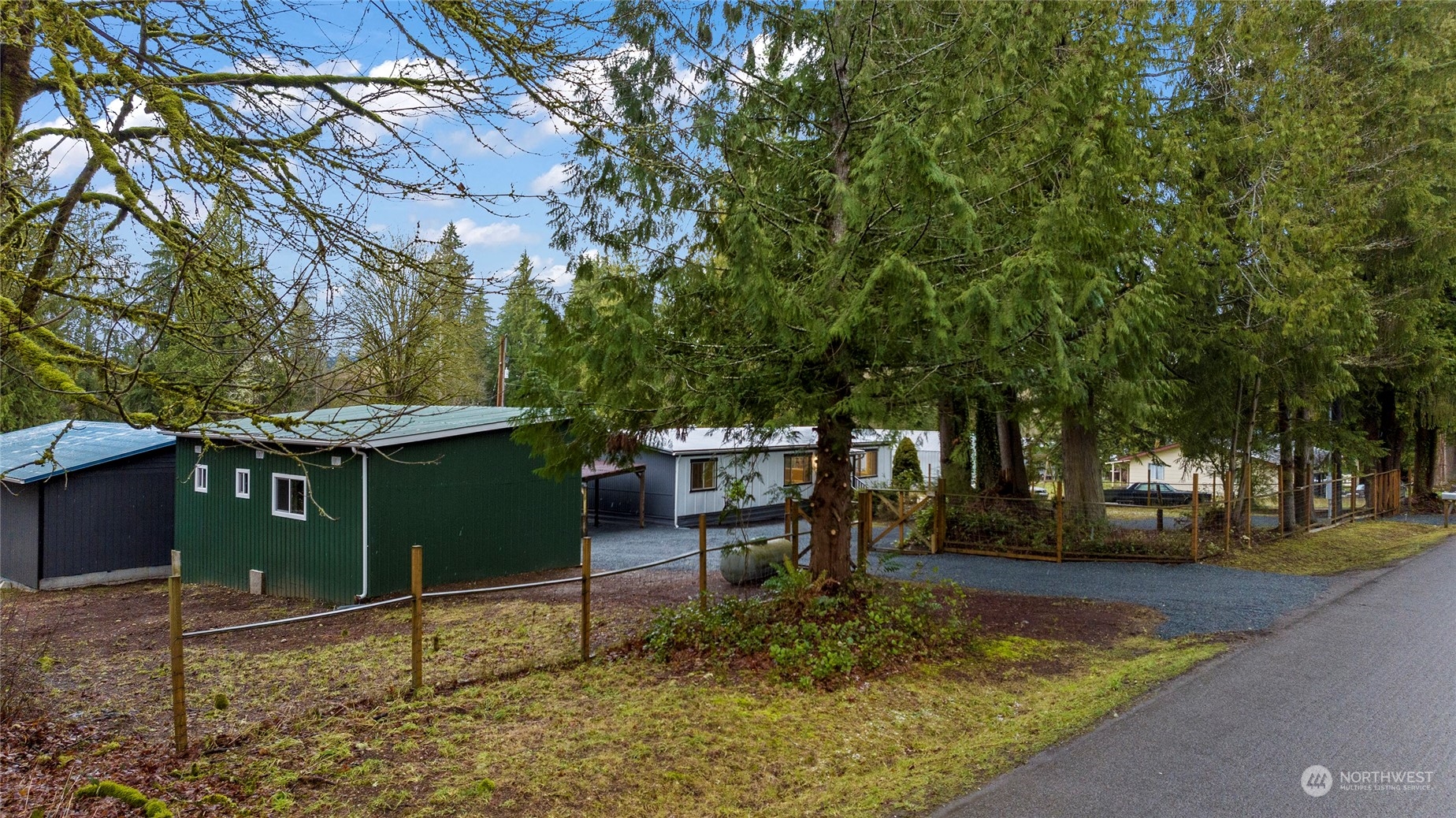 18526 North High Rock Road Monroe, WA 98272 - Photo 5 of 37 Gallery Image 5
