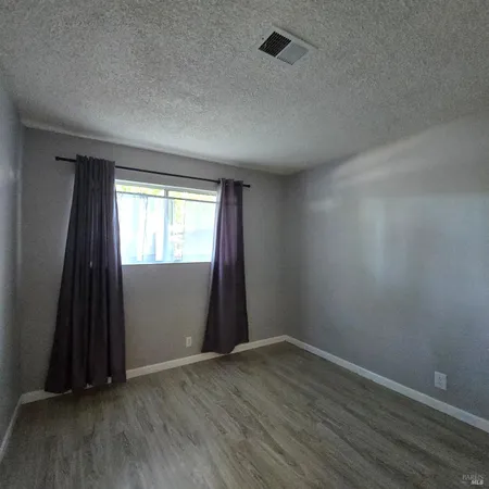 $2,950 | 1255 Whitehall Way, Vacaville, CA 95687