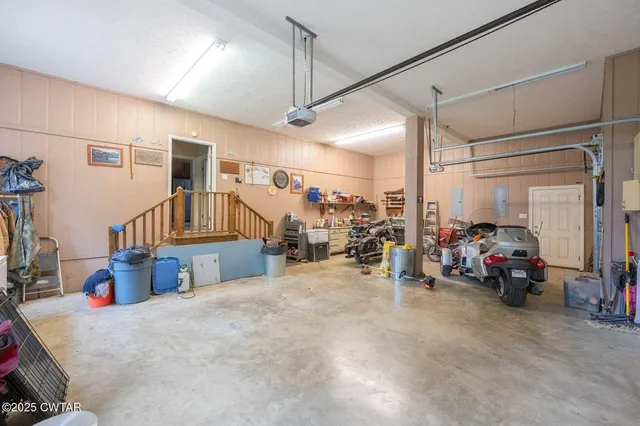 $625,000 | 2400 Sand Ridge Bargerton Road, Lexington, TN 38351