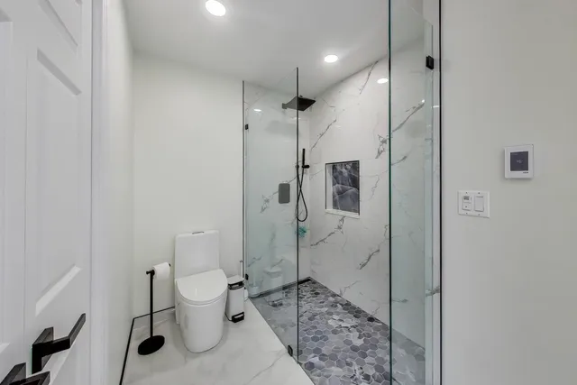 $890,000 | 331 South Park Street, Westmont, IL 60559