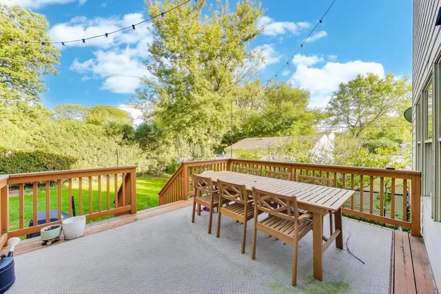 $890,000 | 331 South Park Street, Westmont, IL 60559