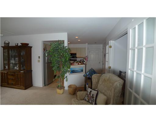 52 Ocean Ridge Drive, Unit E East Boothbay, ME 04544 - Photo 5 of 7 Living Room.