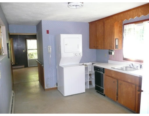 4 Cherry Road Beverly, MA 01915 - Photo 4 of 9 Gallery Image 4