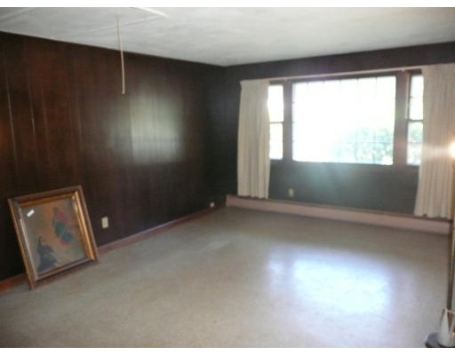 4 Cherry Road Beverly, MA 01915 - Photo 6 of 9 Gallery Image 6