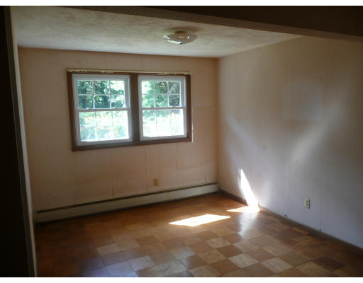 4 Cherry Road Beverly, MA 01915 - Photo 9 of 9 Gallery Image 9