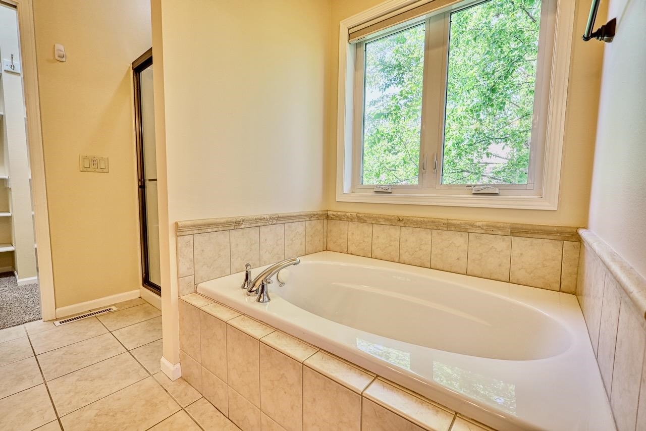 417 Skyview Drive Waunakee, WI 53597 - Photo 18 of 51