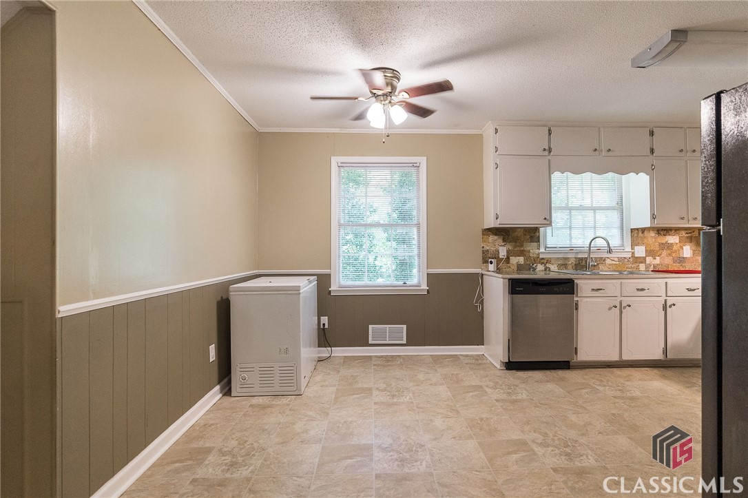 268 Cavalier Road Athens, GA 30606 - Photo 9 of 39