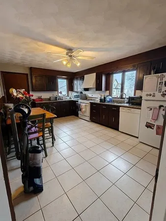 $3,000 | 82 Grant Avenue, Unit 2, Medford, MA 02155