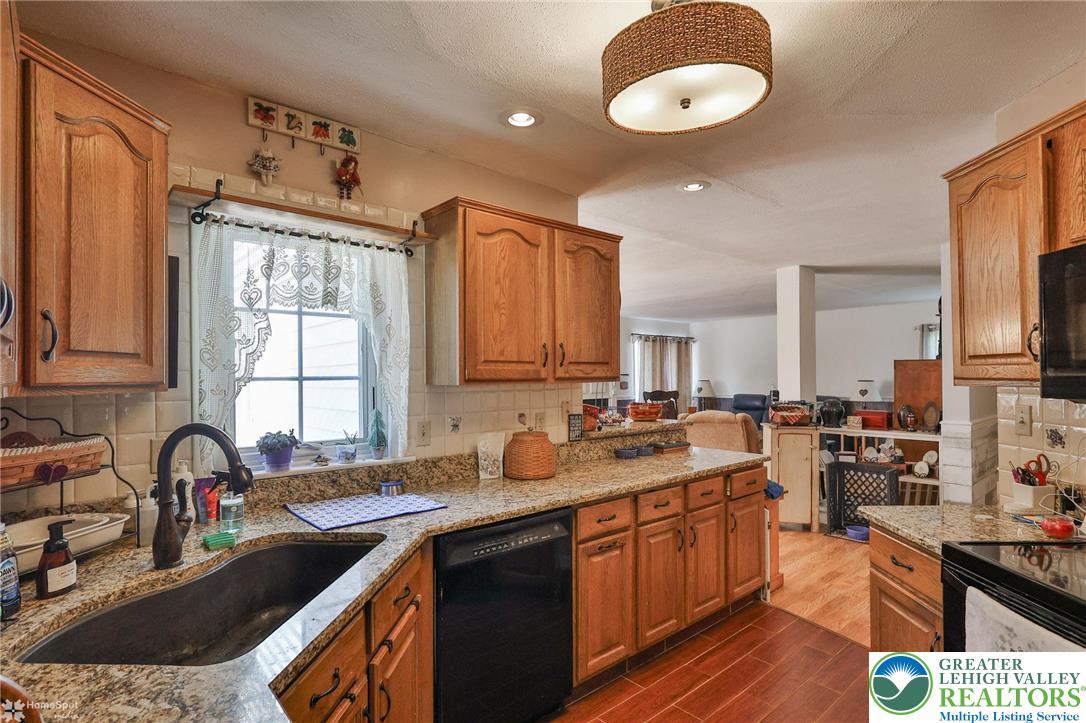 121 East Douglasville Road Nazareth, PA 18064 - Photo 14 of 54