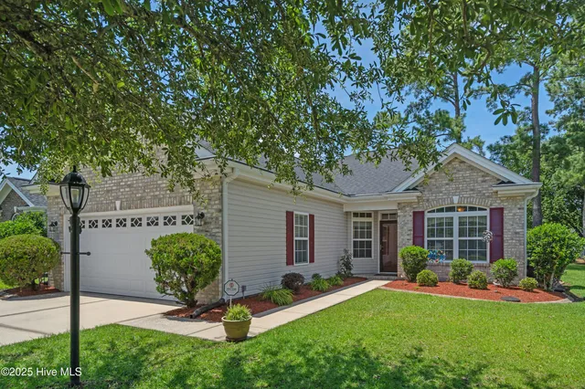 $324,900 | 410 Kershaw Street Northwest, Calabash, NC 28467