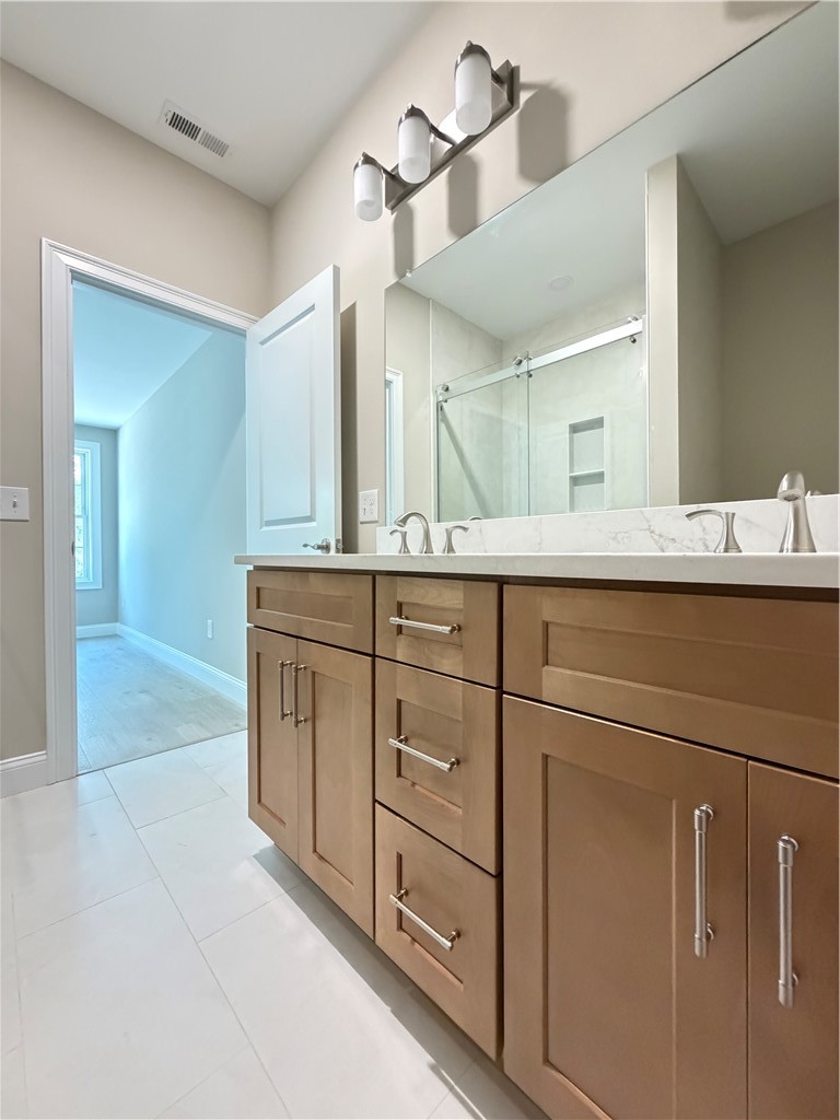 13 Fieldstone Way, Unit 13 Westerly, RI 02891 - Photo 5 of 11