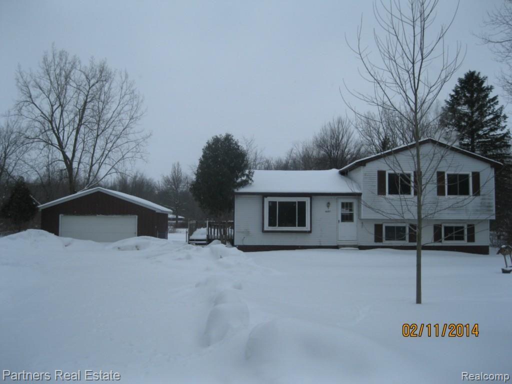 9201 West Allen Road Fowlerville, MI 48836 - Photo 1 of 11 Front View.jpg