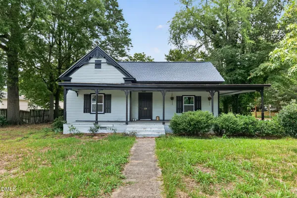 $299,900 | 118 Cabarrus Avenue West, Concord, NC 28025