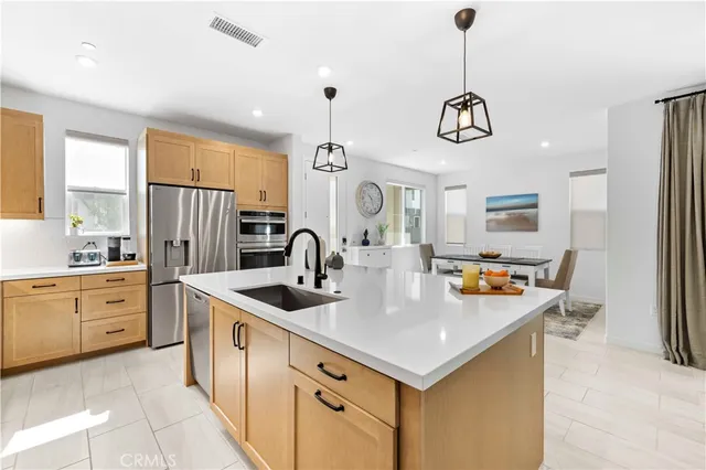 $824,900 | 27318 Maverick Place, Valencia, CA 91381