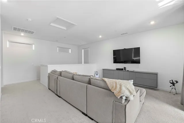 $824,900 | 27318 Maverick Place, Valencia, CA 91381