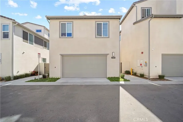 $824,900 | 27318 Maverick Place, Valencia, CA 91381
