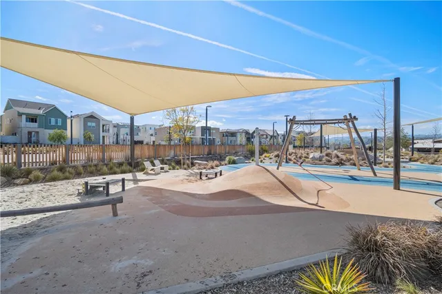 $824,900 | 27318 Maverick Place, Valencia, CA 91381