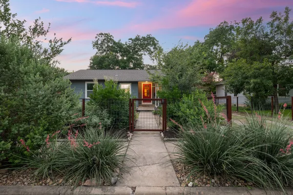 $525,000 | 5802 Chesterfield Avenue, Austin, TX 78752