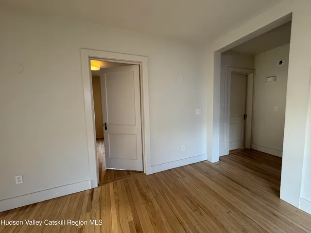 $3,200 | 830 Union Street, Unit 1, Hudson, NY 12534