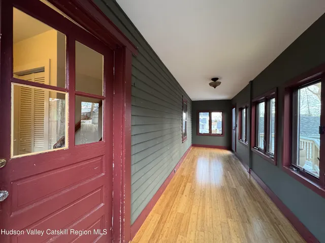 $3,200 | 830 Union Street, Unit 1, Hudson, NY 12534