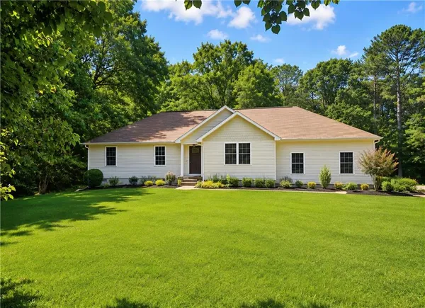 $318,500 | 170 Creek Drive, Locust Grove, GA 30248