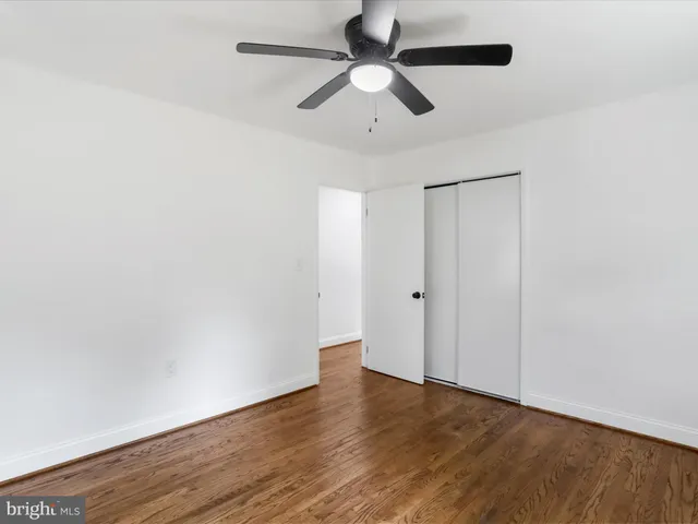 $209,900 | 310 Crawford Lane, Great Cacapon, WV 25422