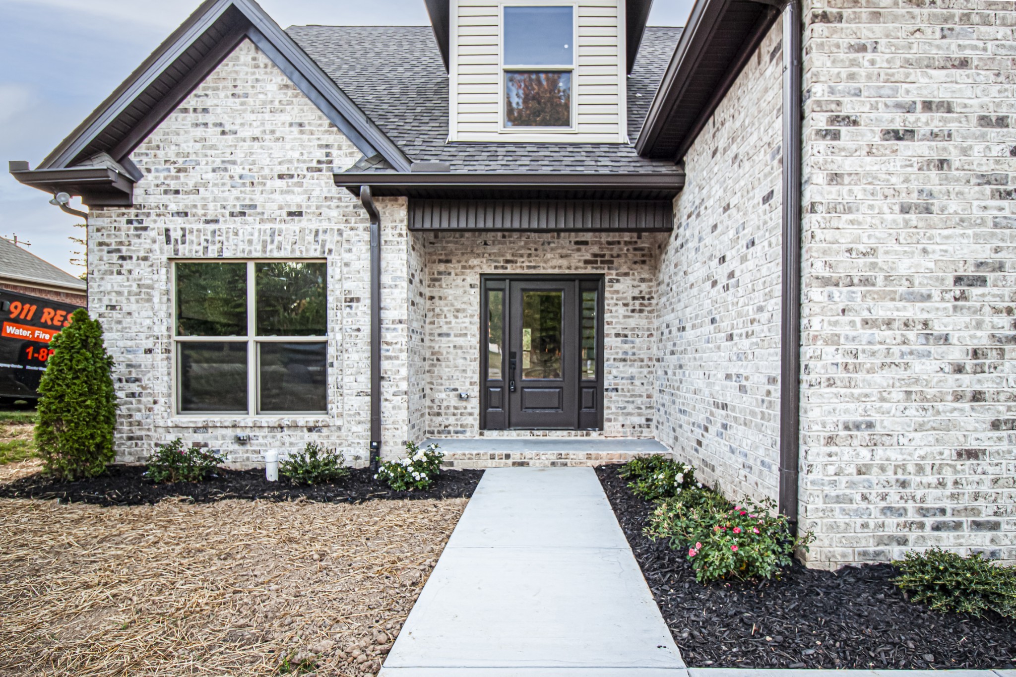 835 Lexington Circle Manchester, TN 37355 - Photo 1 of 53 a front view of a house with a yard