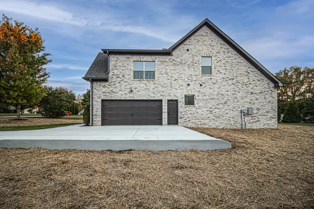 $515,000 | 835 Lexington Circle, Manchester, TN 37355