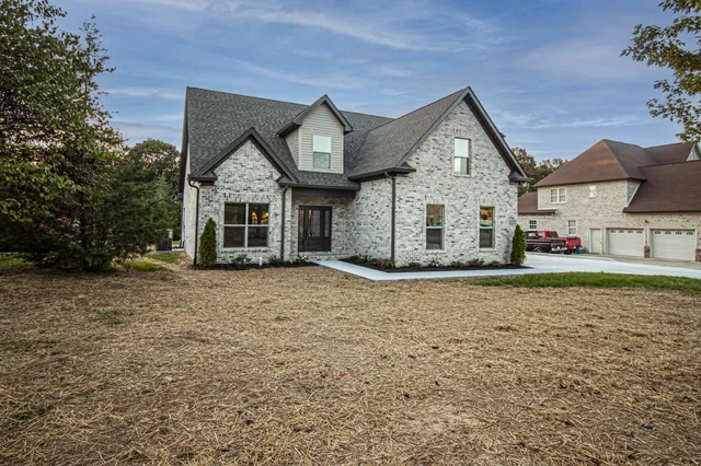 $515,000 | 835 Lexington Circle, Manchester, TN 37355