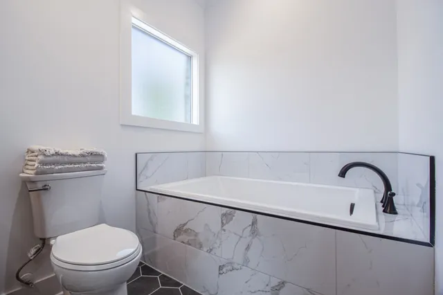 $515,000 | 835 Lexington Circle, Manchester, TN 37355