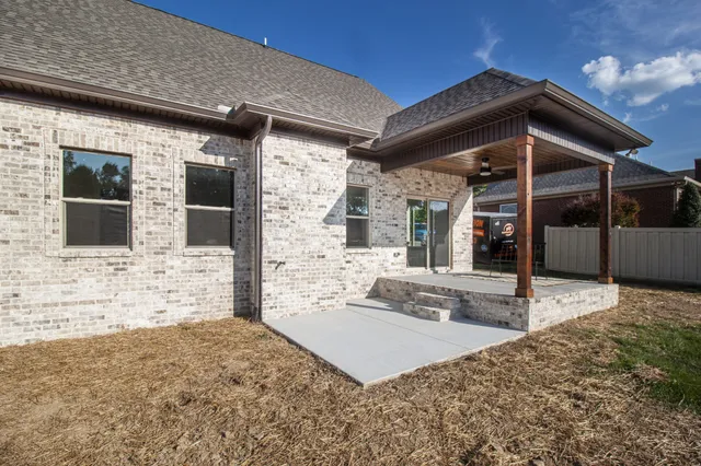 $515,000 | 835 Lexington Circle, Manchester, TN 37355