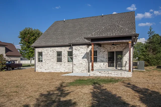 $515,000 | 835 Lexington Circle, Manchester, TN 37355