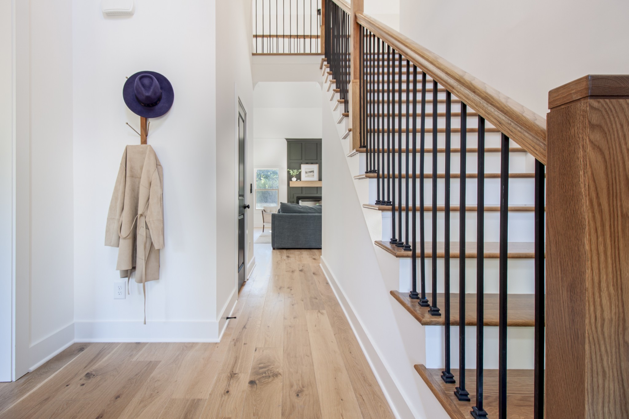 835 Lexington Circle Manchester, TN 37355 - Photo 6 of 53 a view of a hallway with wooden floor and staircase