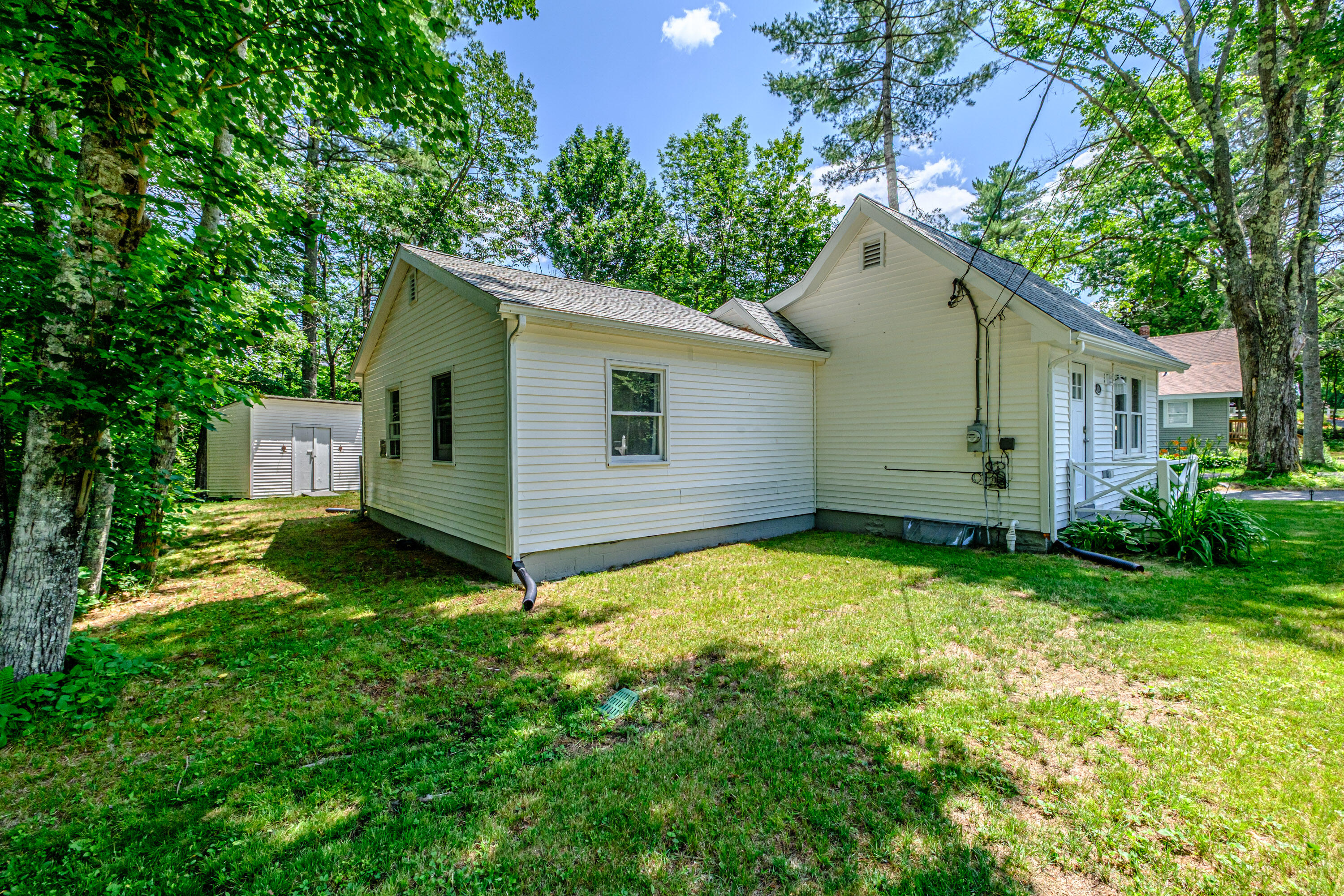 131 Stanley Road Sanford, ME 04083 - Photo 4 of 47 20260629gp-61006
