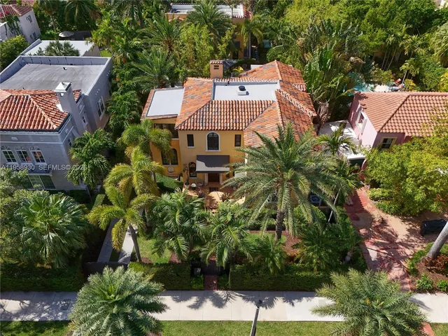 $18,000 | 2330 Prairie Avenue, Miami Beach, FL 33140